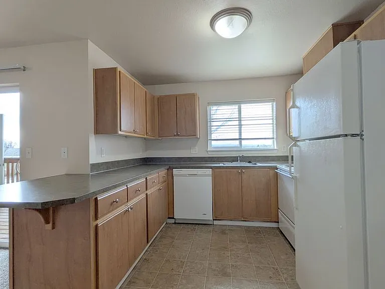 Wellesley Park Apartments — Photo 5
