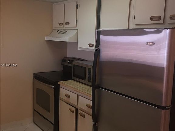 5th image of 7601 E Treasure Dr APT 1002