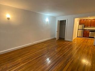 236 W 74th St #1B, New York, NY 10023