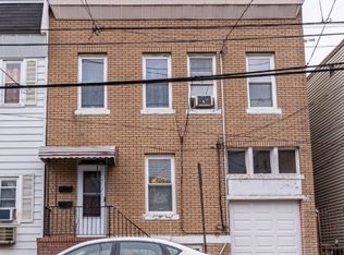 120 Cross St, Harrison, NJ 07029