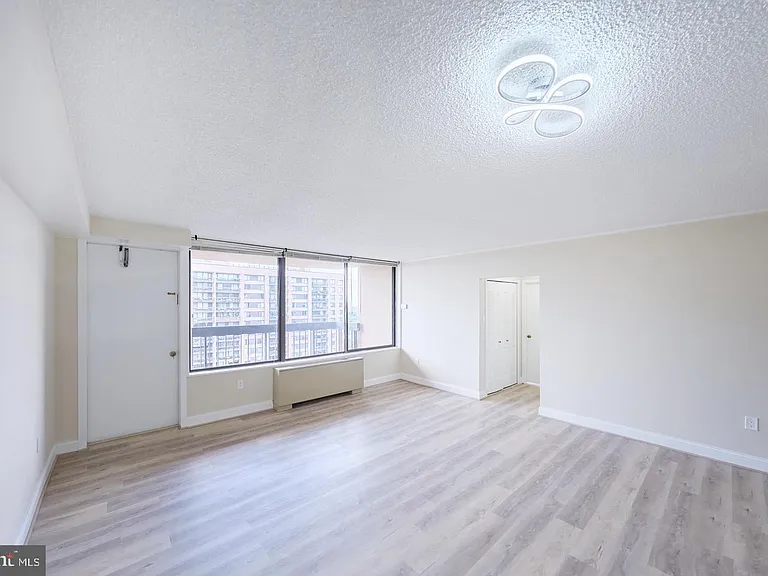 3701 S George Mason Dr #2318N — Photo 3