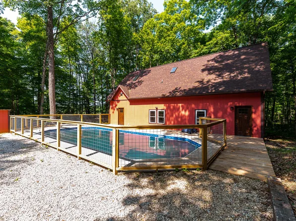 70 The Trails, Mitchell, IN 47446