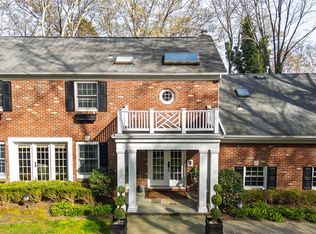 22 Richbourne Ln, Melville, NY 11747