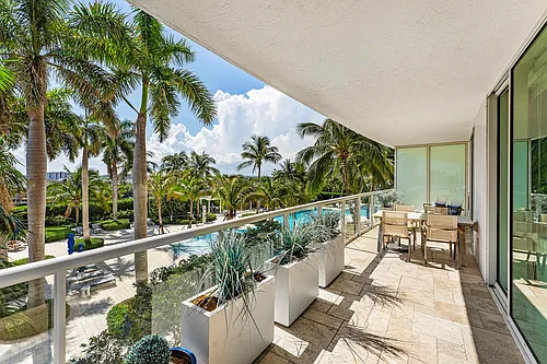 1 N Ocean Blvd Photo 1