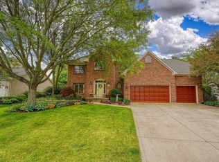 2818 Big Sur Dr, Lewis Center, OH 43035