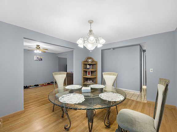 3rd image of 241 N Walnut St #1W