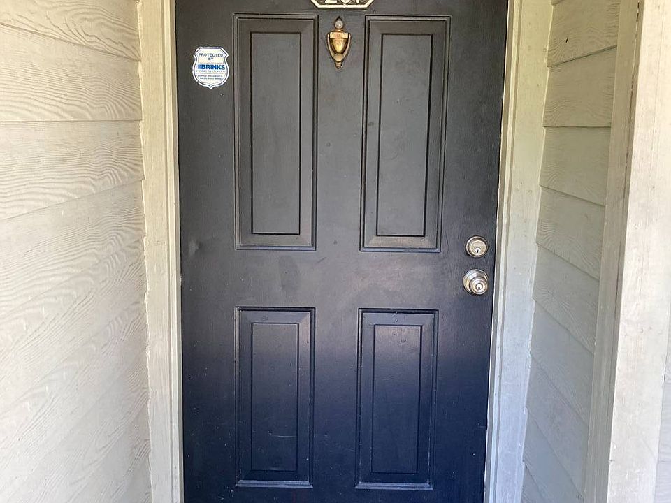 1st image of 5968 Westgate Dr Floor 201-2