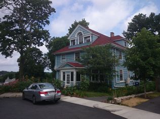 19 Park Ln, Jamaica Plain, MA 02130