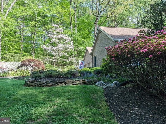 4th image of 6326 Youngs Branch Dr