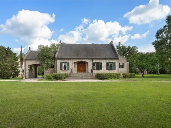 22450 Elderberry Ln, Bush, LA 70431