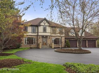 2 Chantilly Ln, Hawthorn Woods, IL 60047