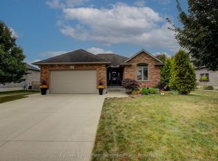 395 3rd St S, Hanover, ON N4N 3V2