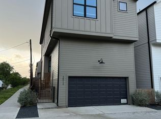 3512 Oak Forest Grove Dr, Houston, TX 77018