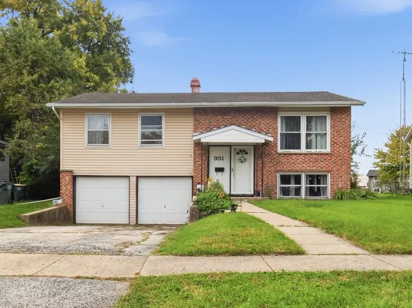 931 Bonniebrook Ave, Mundelein, IL 60060