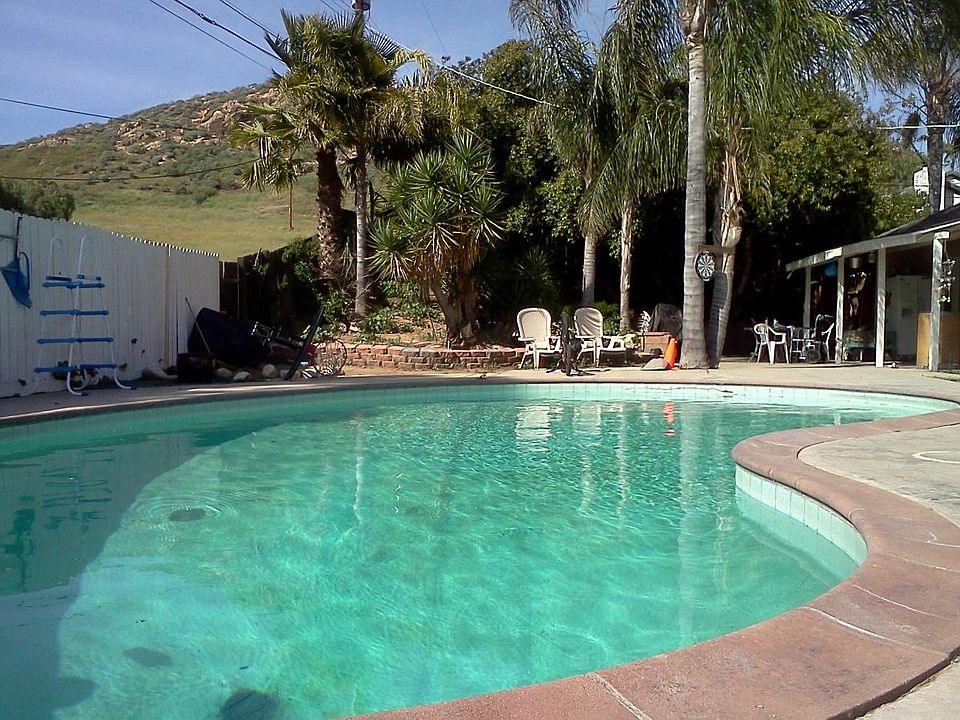 2nd image of 5669 Durango Rd