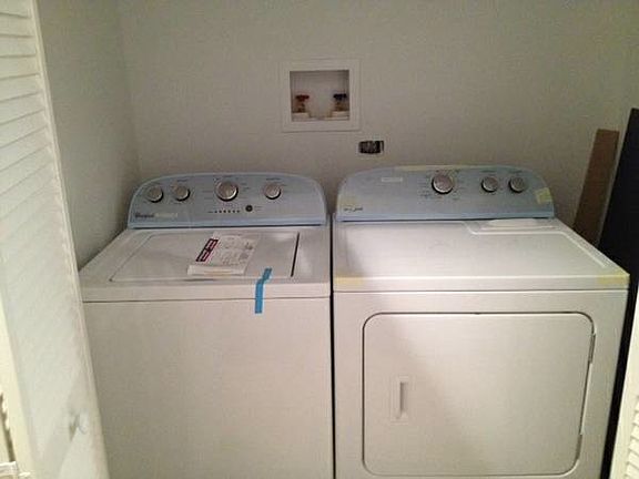 2nd image of 6602 W Diversey Ave APT 102