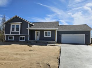 3273 Benston Rd, Whitehall, MI 49461