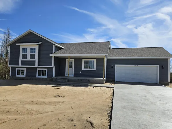 3273 Benston Rd, Whitehall, MI 49461