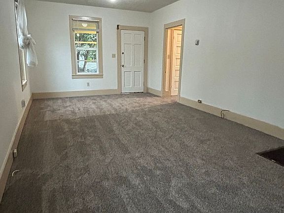 2nd image of 1823 Mulberry St #40286E653