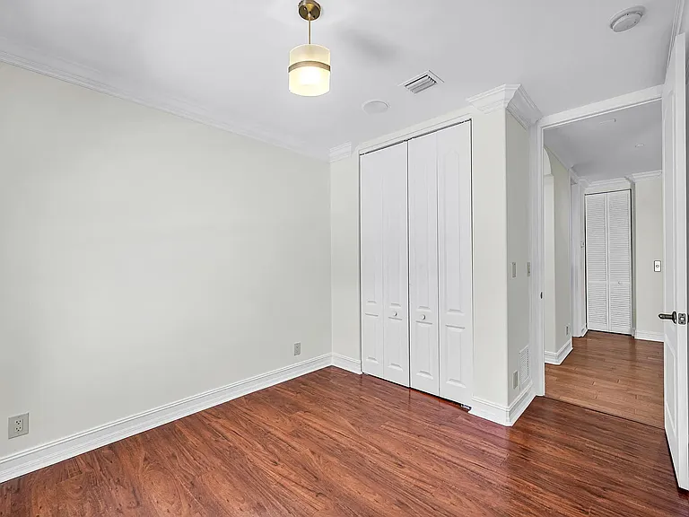 903 NE 17th Way #104 — Photo 16