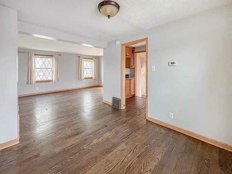 5156 W 63rd Pl — Photo 8