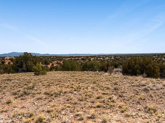 3rd image of 10 El Cerro Trl