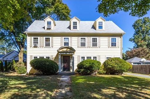 1st image of 21 Brookhouse Dr