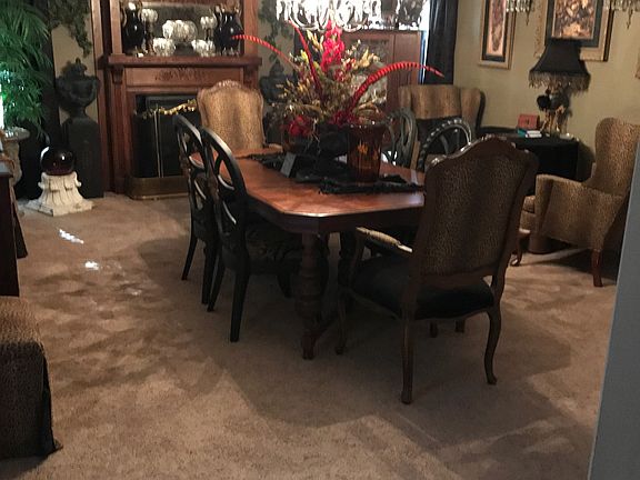 Dining/Optional 4th bedroom