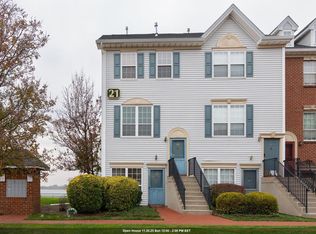 119 Cottonwood St, Jersey City, NJ 07305