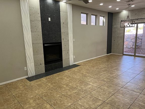 4th image of 12253 Gaudi Way