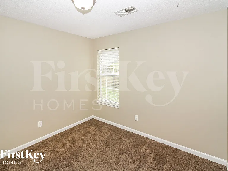 10148 Cross Valley Dr — Photo 12