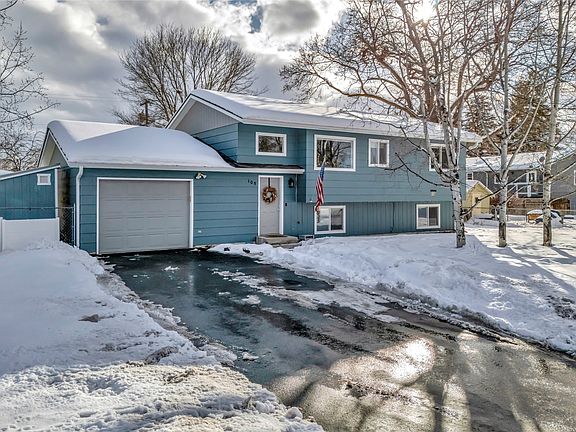 3rd image of 105 Parker Ct