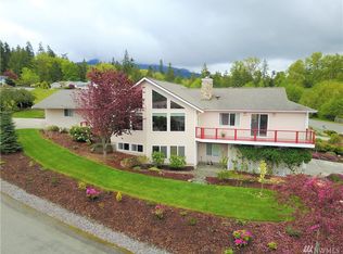 10 Sapphire Pl, Sequim, WA 98382