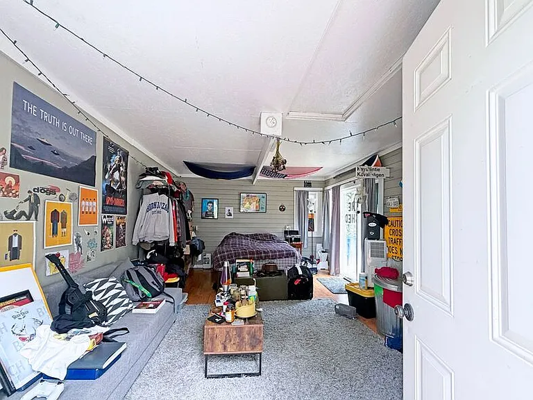 1588 Patterson St — Photo 13