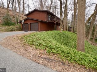 417 Oak Valley Rd, Media, PA 19063