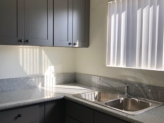 2nd image of 5526 Carlton Way APT 307