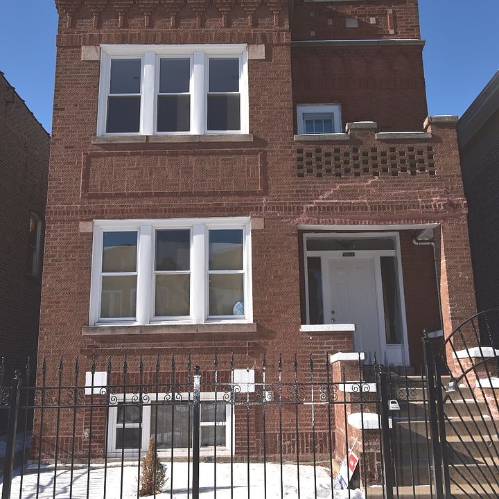 1st image of 5814 S Sacramento Ave