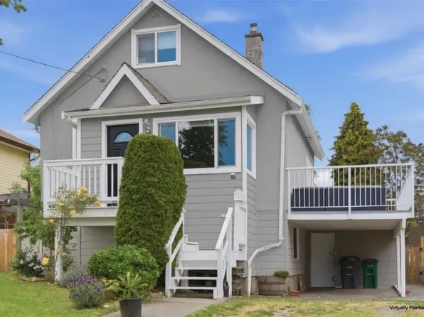 236 Crease Ave, Saanich, BC V8Z 1S9