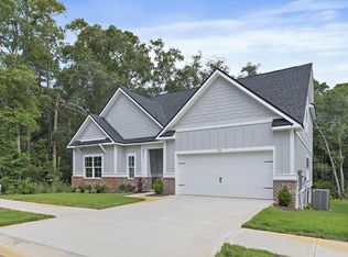 102 Spirit Bear Way, Freeport, FL 32439