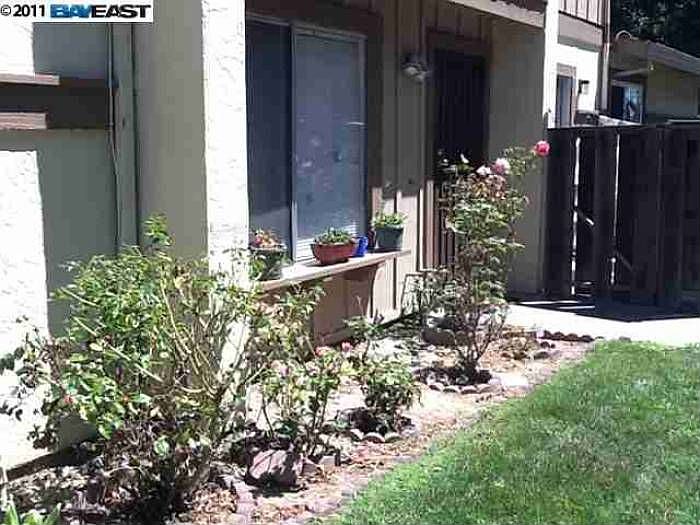 2nd image of 37600 Central Ct Ste 264