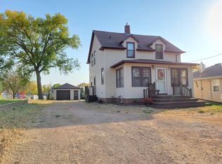 1051 Highway Ave, Bird Island, MN 55310