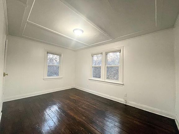 3rd image of 2309 Bellevue Ave #2