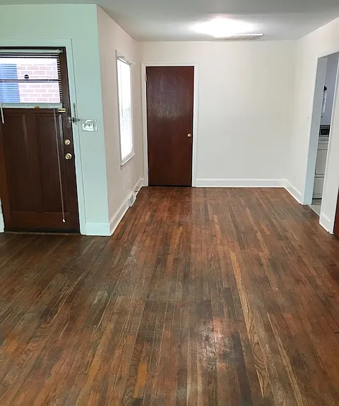811 W Markham Ave #811B — Photo 5