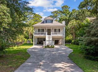 560 Hammock Ave, Murrells Inlet, SC 29576