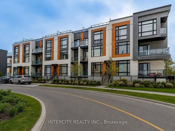 11 David Eyer Rd #1504, Richmond Hill, ON L4S 0N3