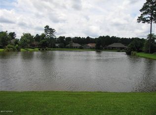 203 Geneva Ct, New Bern, NC 28562