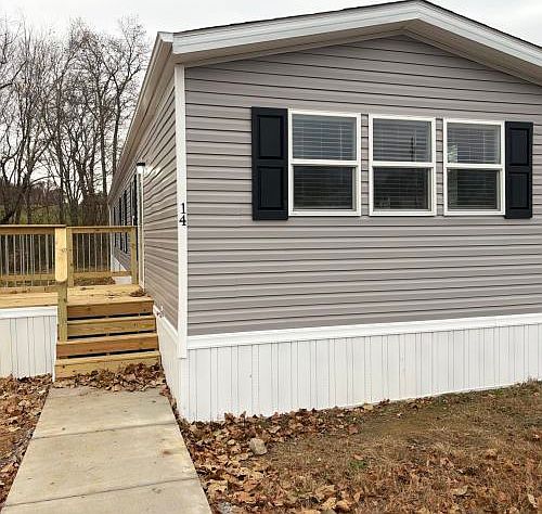 1st image of 2319 Greensburg Rd Trailer 14
