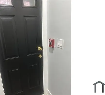 6122 Market St #1 — Photo 12