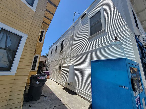 5th image of 344-346 W 8th St #344