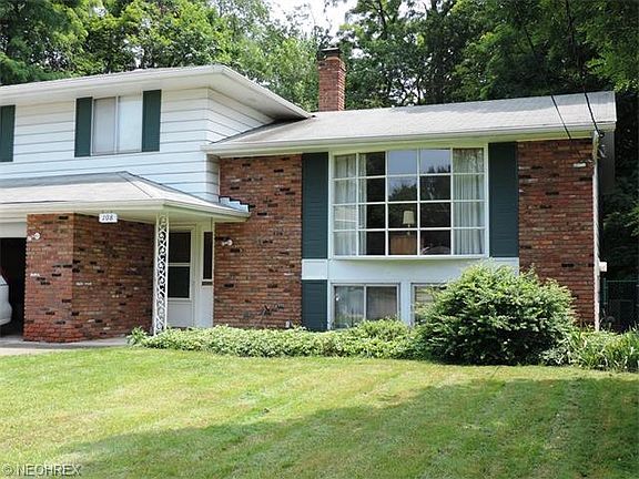 2nd image of 108 Santin Cir